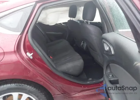 2015 Chrysler 200 Limited z USA, uszkodzony, nr VIN 1C3CCCAB1FN533321